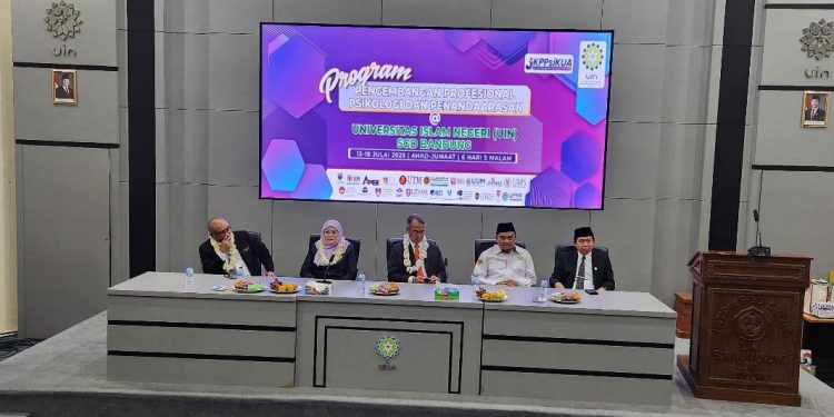 Prof. Dr. Sarbini: Magister BKI UIN Bandung Bukan Lagi Lokal, Tapi Mitra Global